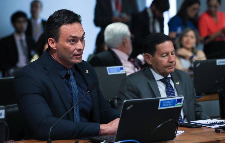 Senado aprova equipara&ccedil;&atilde;o de mil&iacute;cias e fac&ccedil;&otilde;es a terroristas | Ag&ecirc;ncia  Brasil