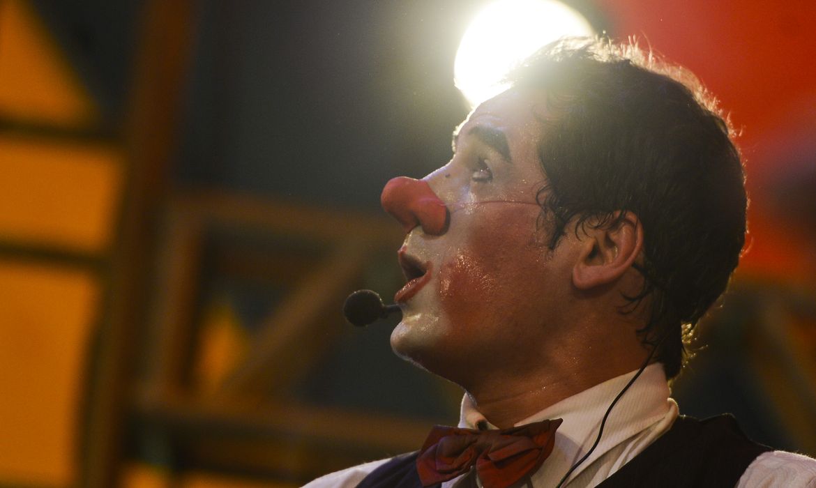 Artistas brasileiros e estrangeiros se apresentam durante o Festival Internacional de Palhaços - Sesc Fest Clown (Marcello Casal Jr/Agência Brasil)