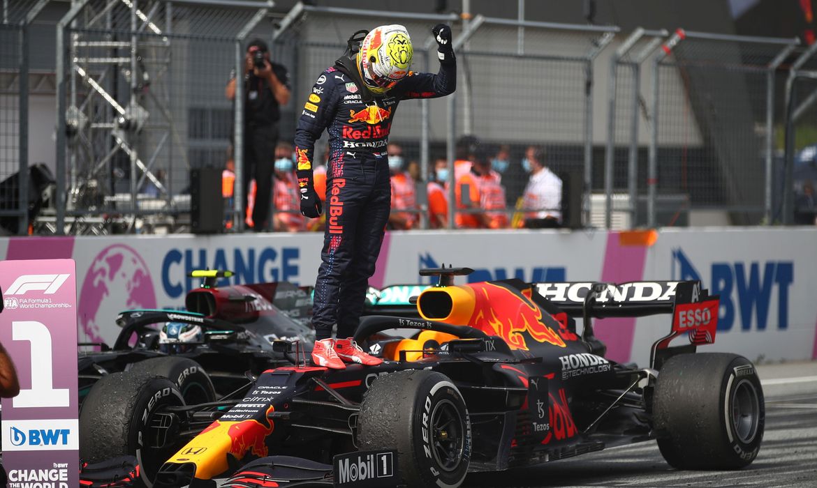 Verstappen dá um grande passo com vitória no GP de Fórmula 1 da Áustria
