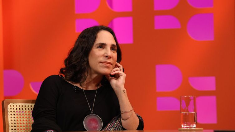 Maria Homem reflete sobre política, religião e sexualidade