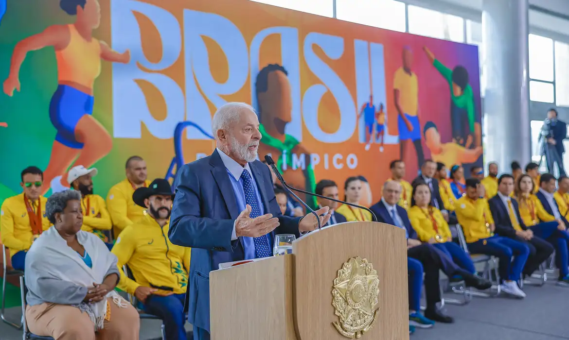 Brasília (DF), 17/09/2024 - Presidente da República, Luiz Inácio Lula da Silva, durante encontro com atletas paralímpicos por ocasião dos Jogos Paralímpicos de Paris 2024, no Palácio do Planalto. Foto: Ricardo Stuckert/PR