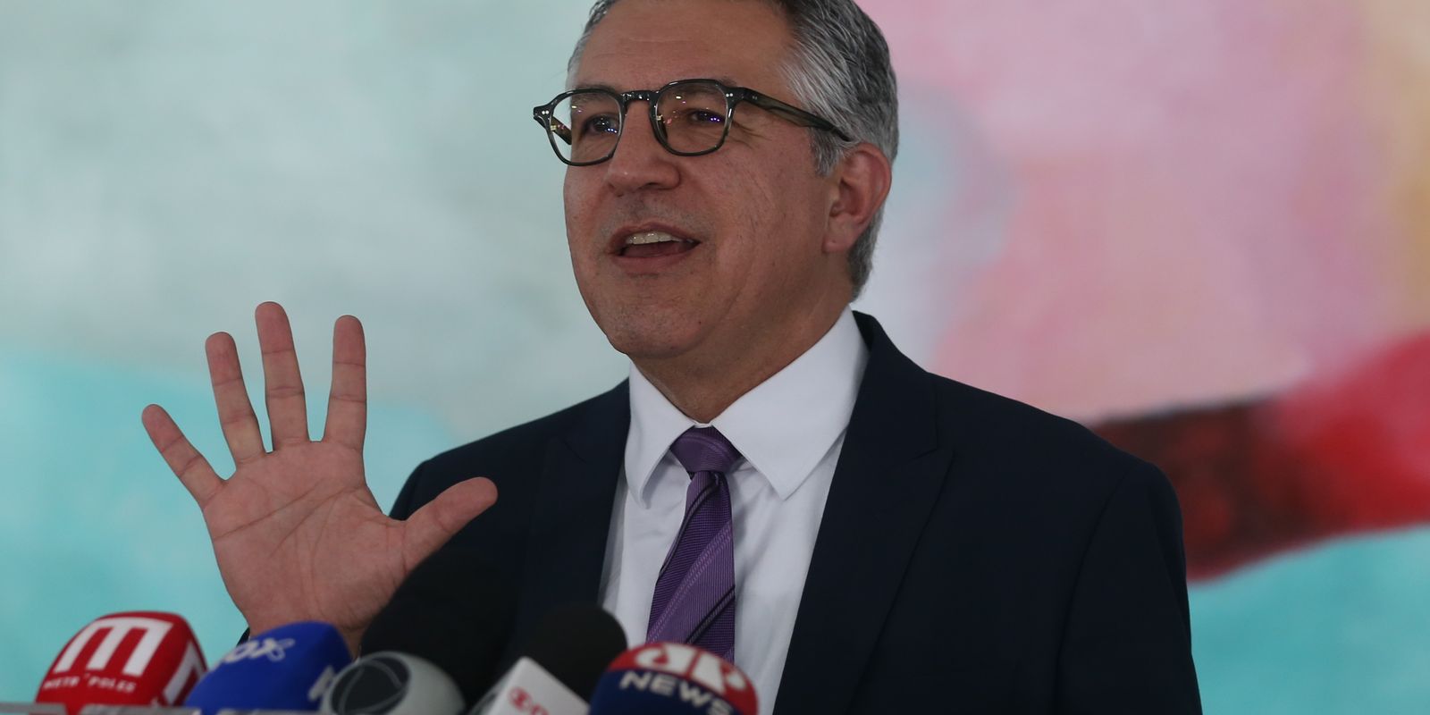 Padilha diz que governo quer melhorar articulação com Congresso 3 Padilha diz que governo quer melhorar articulação com Congresso
