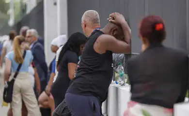 Rio de Janeiro (RJ), 29/10/2025 - Familiares chegam ao Detran para se cadastrar para reconhecimento dos corpos
Após resgate de dezenas de corpos são trazidos por moradores para a Praça São Lucas, na Penha, zona norte do Rio de Janeiro. Operação Contençao.
Foto: Tânia Rêgo/Agência Brasil