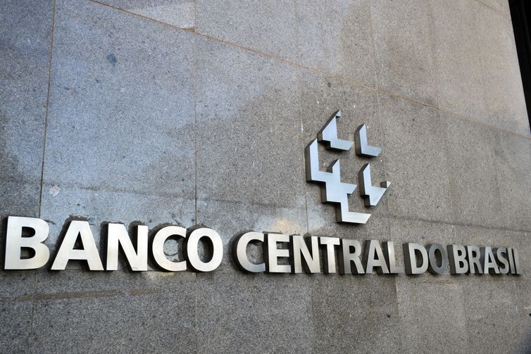 Contas externas têm saldo negativo de US$ 60 milhões em novembro | Agência Brasil