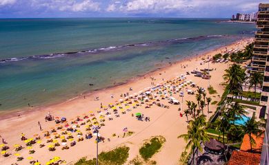 Jaboatão dos Guararapes )PE) - Adolescente é vítima de novo ataque de tubarão na Praia de Piedade, em Jaboatão dos Guararapes (PE). Foto: Wikimedia/Divulgação