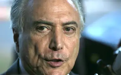 Brasília - Vice-presidente Michel Temer fala sobra  gravação feita por ele e divulgada hoje (11), na qual apresenta propostas que pretende discutir, caso assuma o governo  (Fabio Rodrigues Pozzebom/Agência Brasil)