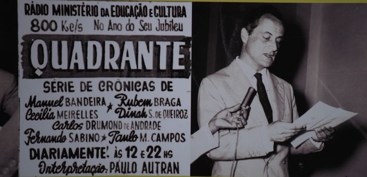 Cartaz do Programa Quadrante, com Paulo Autran