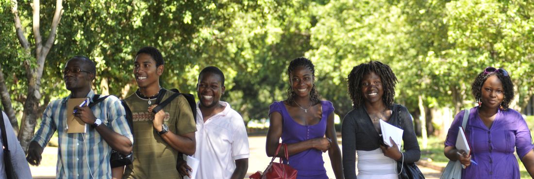 Estudantes da Angola e Moçambique conhecem as instalações da Universidade Federal de Mato Grosso do Sul