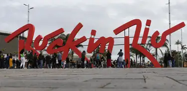 Público no evento teste do Rock in Rio 2022 na Cidade do Rock, montada no Parque Olímpico