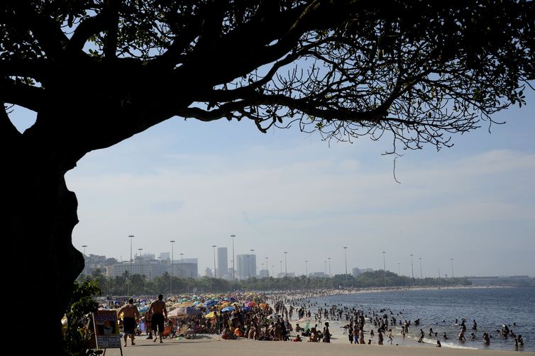 Praia do Flamengo na zona sul do Rio de Janeiro -Tânia Rêgo/Agência Brasil