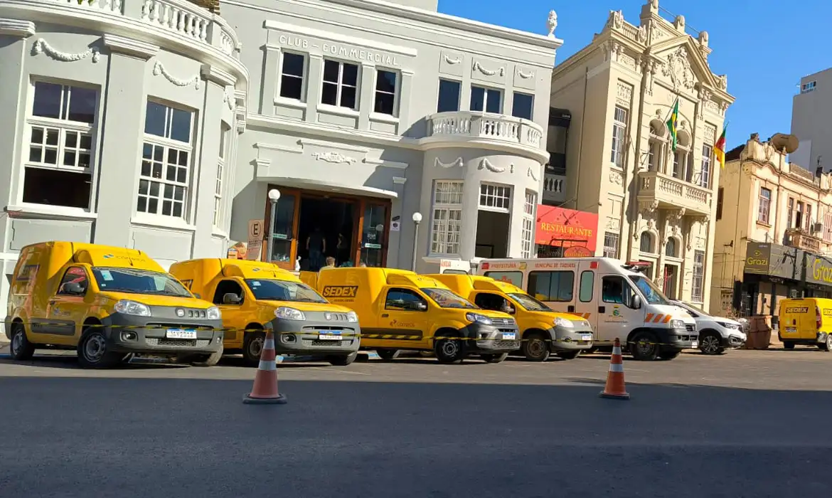 CHUVAS RS – DOAÇÕES CORREIOS - Correios transportam doações de todo o país ao Rio Grande do Sul. - Taquara (RS). Foto: Divulgação/Correios