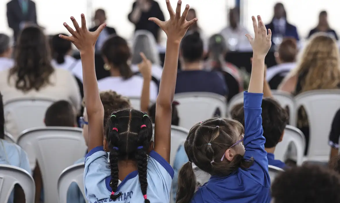 Brasília (DF), 26/03/2025 - O ministério dos Direitos Humanos e Instituto Maurício de Souza lançam gibi da Turma da Mônica sobre intergeracionalidade em escola no Itapuã, região administrativa do Distrito Federal. Foto: Marcelo Camargo/Agência Brasil