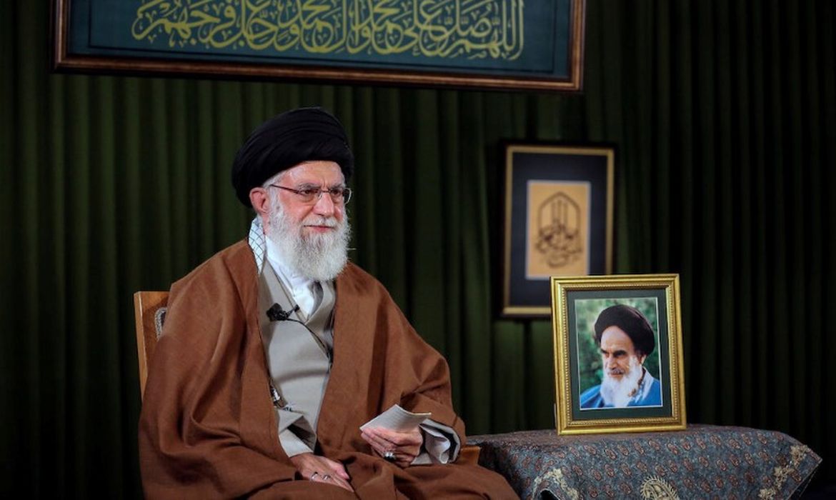 Líder supremo do Irã, aiatolá Khamenei, faz discurso sobre o ano novo persa, em Teerã