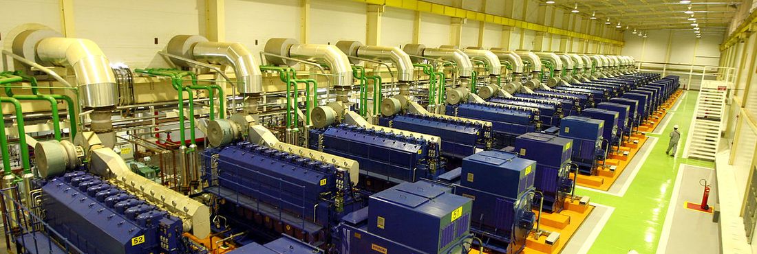 Termelétrica de Camaçari é um exemplo de indústria de transformação. Funciona dentro do Polo de Apoio I da Arembepe Energia, subsidiária da Petrobras