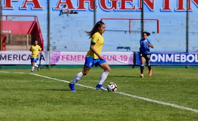 Angelina, futebol feminino, seleção feminina