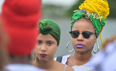 Brasília - Marcha das Mulheres Negras Contra o Racismo, a Violência e pelo Bem Viver em Brasília, reúne mulheres de todos os estados e regiões do Brasil (Marcello Casal Jr/Agência Brasil)