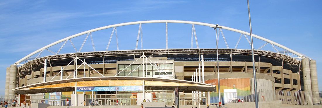 Vista externa do Estádio Municipal João Havelange, conhecido como Engenhão