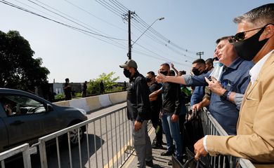 Presidente da República, Jair Bolsonaro, durante visita à ponte dos Barreiros.