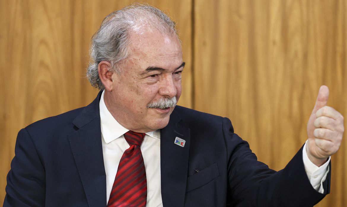 BNDES anuncia R$ 6,38 bilhes para revitalizao de rodovias no Paran