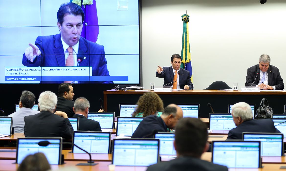 Brasília - A Comissão Especial da Reforma da Previdência (PEC 287/16) realiza reunião deliberativa para votar requerimentos (Marcelo Camargo/Agência Brasil)