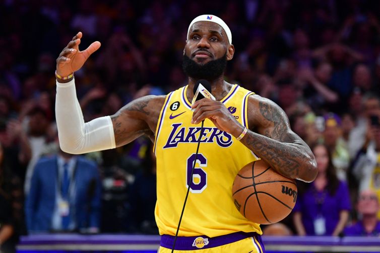 Chuá histórico: LeBron James se torna o maior pontuador de todos os tempos