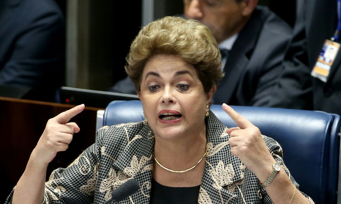 Brasília - Presidente afastada Dilma Rousseff, faz sua defesa durante sessão de julgamento do impeachment no Senado(Wisom Dias/Agência Brasil)