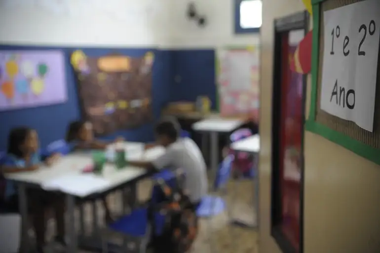 Rio de Janeiro - Escola municipal Levy Miranda na ilha de Marambaia, baia de Sepetiba, sul do estado (Tânia Rêgo/Agência Brasil)