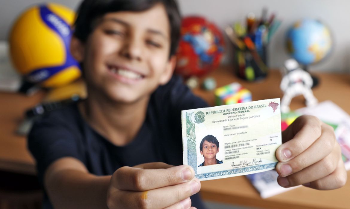 Mais de 23 milhes j tm nova Carteira de Identidade Nacional