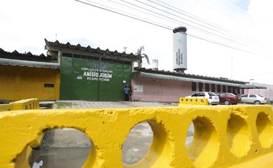 Manaus - Portão principal do Complexo Penitenciário Anísio Jobim (Compaj), na capital amazonense  (Marcelo Camargo/Agência Brasil)
