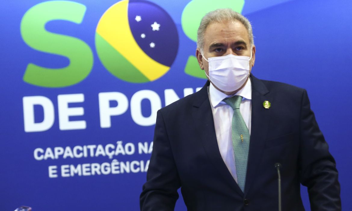 O ministro da Saúde, Marcelo Queiroga, durante o lançamento do Programa SOS de Ponta - Capacitação nas Urgências e Emergências do Brasil.
