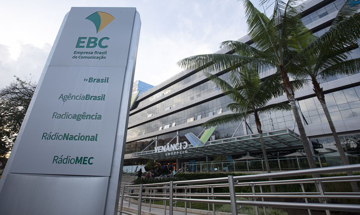 Brasília (DF) 06-04-2023 - Por dentro da Empresa Brasil de Comunicação (EBC), estrada principal do prédio onde esta localizada a EBC. 
Foto: Joédson Alves/Agência Brasil