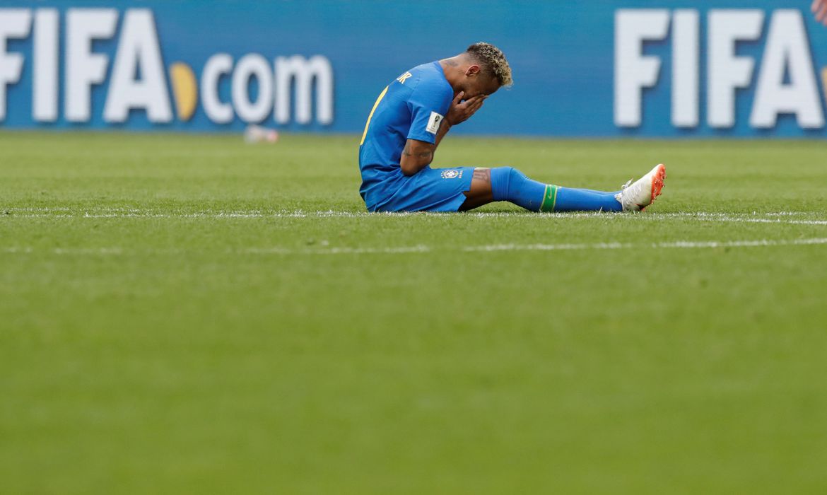 Após eliminação, Neymar diz que vive momento mais triste da carreira