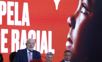 Brasília (DF), 21/03/2023, Presidente Luiz Inácio Lula da Silva assina atos para a promoção da igualdade racial em solenidade no Palácio do Planalto. Foto: Lula Marques/Agência Brasil