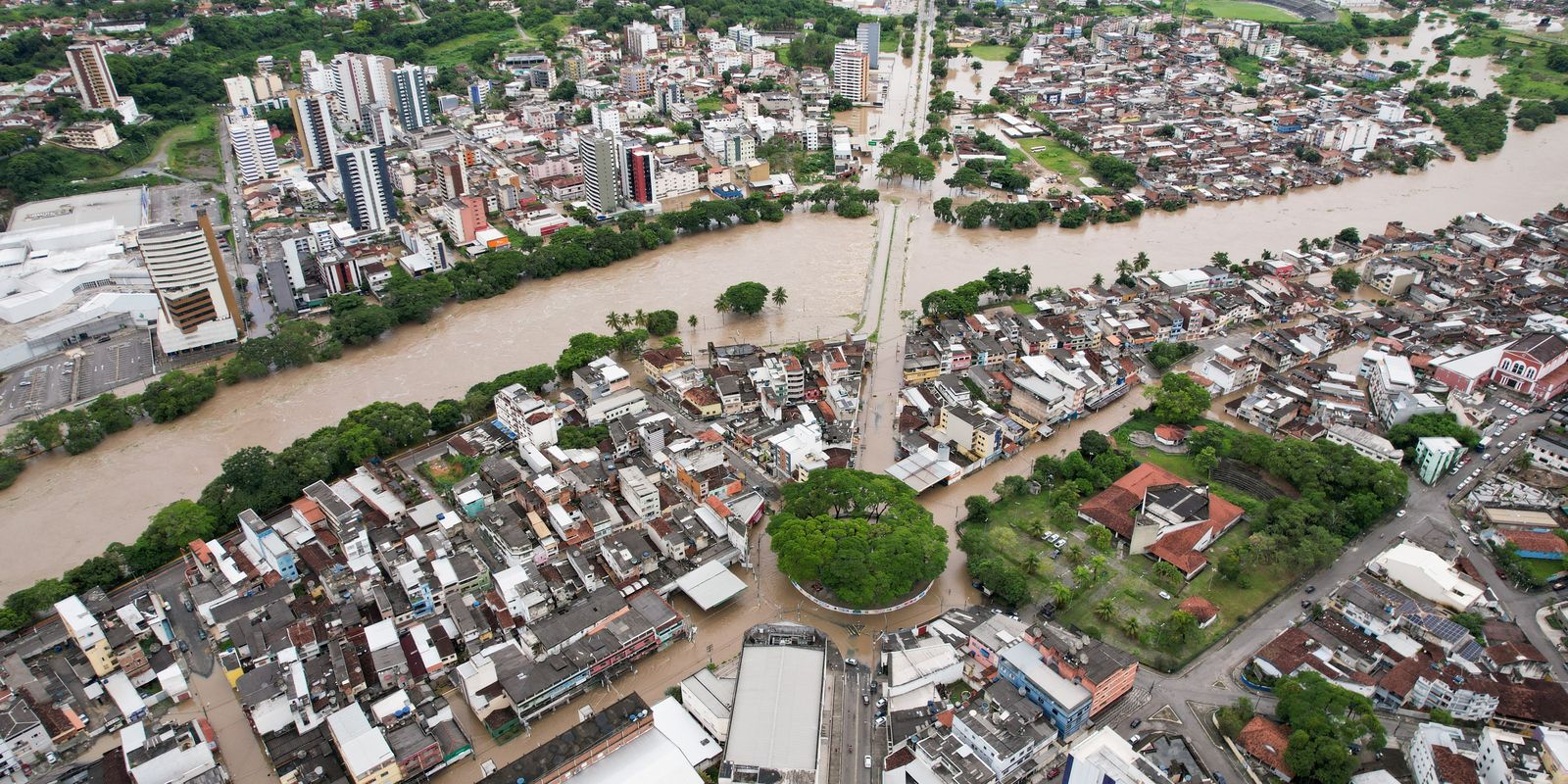 BA: Vítimas de enchentes em Itabuna e Itororó poderão sacar FGTS