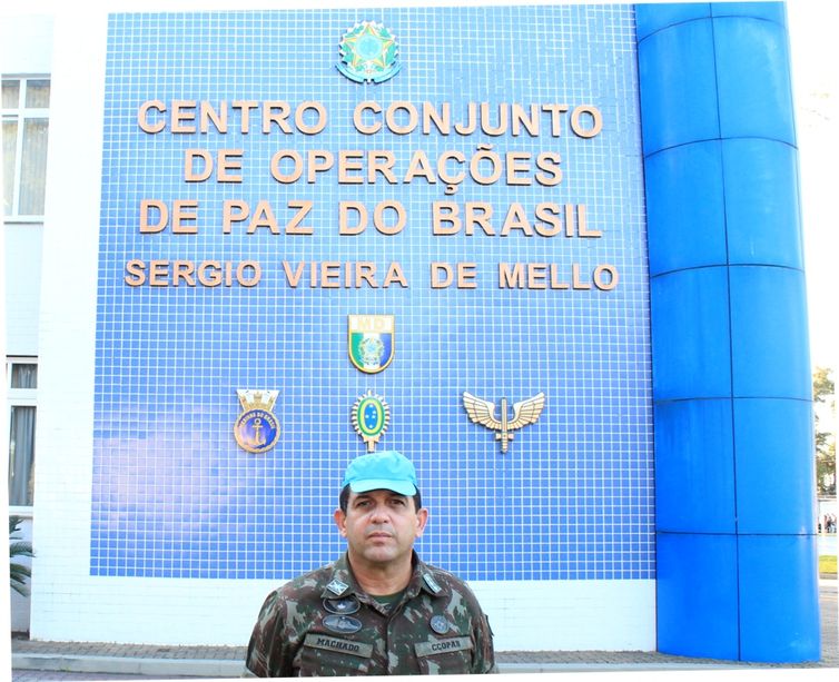 Cel Machado, comandante do CCOPAB.
Autorizamos a Agência Brasil a utilizar a foto do Cmt do CCOPAB, sem ônus.

Fotógrafo:  1º Ten Tavares
