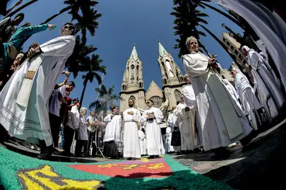 São Paulo (SP), 19/06/2025 -  Solenidade de Corpus Christi na Catedral da Sé, presidida pelo Cardeal Odilo Scherer.  Foto: Paulo Pinto/Agência Brasil