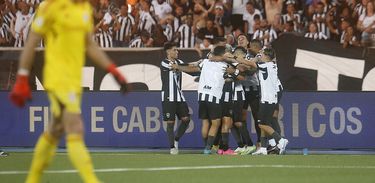 Botafogo 3 x 1 Internacional