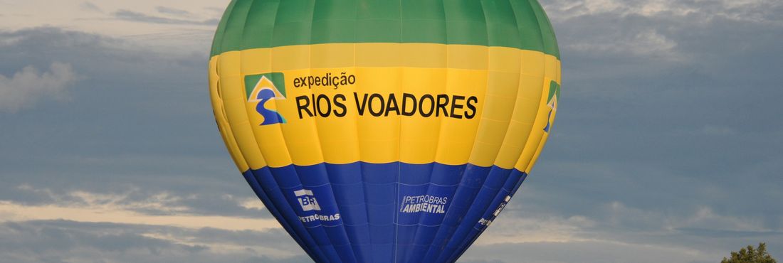 Balão do Projeto Rios Voadores (14/11/2011)