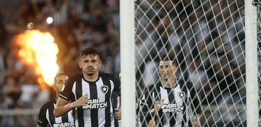 Botafogo 3 x 0 Corinthians