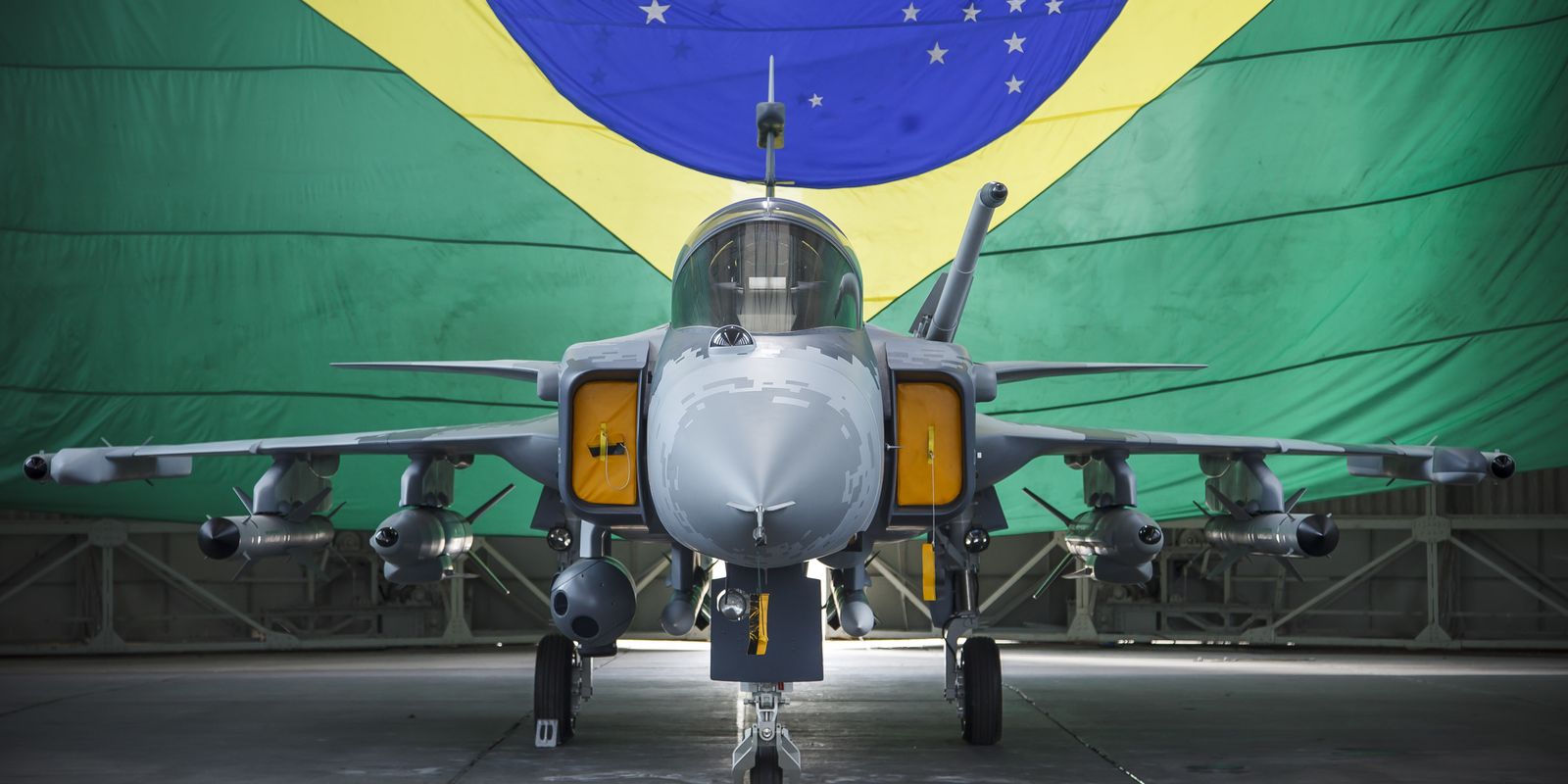 Swedish Gripen fighter jets join Brazil Air Force | Agência Brasil