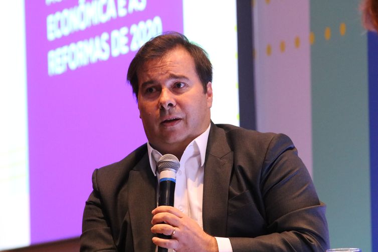  O presidente da Câmara dos Deputados, Rodrigo Maia, participa do evento Agenda econômica e as reformas de 2020; organizado pelo Centro de Liderança Pública, no hotel Tivoli Mofarrej