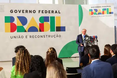 Brasília (DF), 14/07/2025 - Vice presidente, Geral do Alckmin, durante entrevista após assinatura de medida provisória que concede isenção da taxa de serviço metrológico para verificação de taxímetros.
Foto: Valter Campanato/Agência Brasil