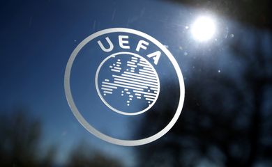 REUTERS/Denis Balibouse/Direitos Reservados Uefa logo - logo