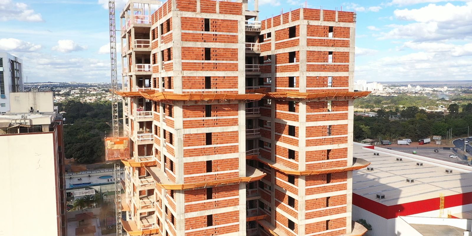 Confiança da construção civil recua 1,4 ponto em maio, diz FGV
