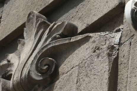 Fachada da Igreja de Nossa Senhora do Monte do Carmo, fundada em 1750, na Praça XV,  no Rio