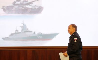 Anatoly Antonov em Moscou