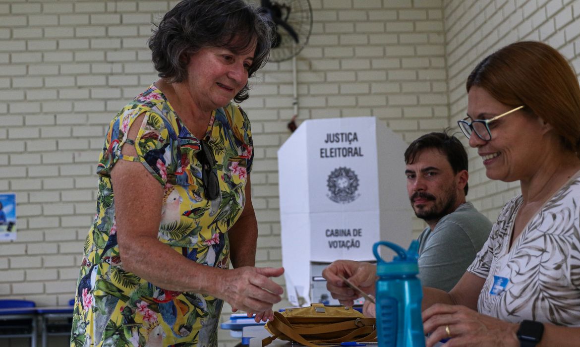 Crianças do DF vão representar Brasil em campeonato mundial de