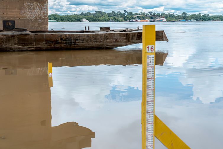 Río Madeira alcanza 71 centímetros, por debajo del mínimo de 2023