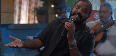 Arlindinho celebra a obra de seu pai, Arlindo Cruz