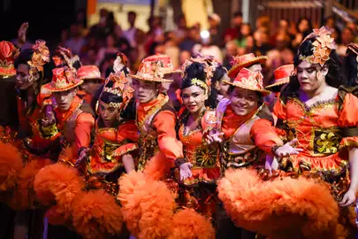 Campina Grande (PB), 15/06/2025 – A quadrilha junina Rojão do Forró durante festa de São João, no Parque do Povo, em Campina Grande. Tomaz Silva/Agência Brasil